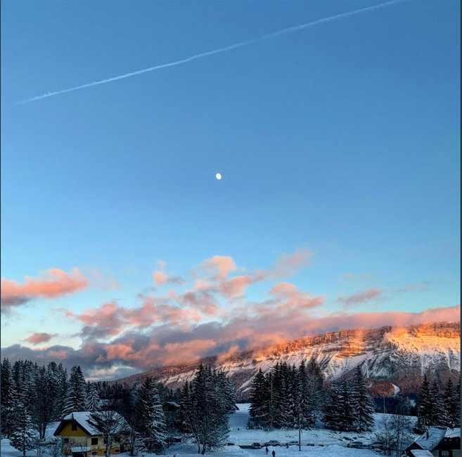 Ángelie – Fly Me To The Moon