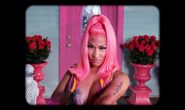 Nicki Minaj – Super Freaky Girl