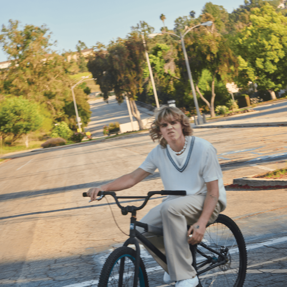 The Kid LAROI – THOUSAND MILES