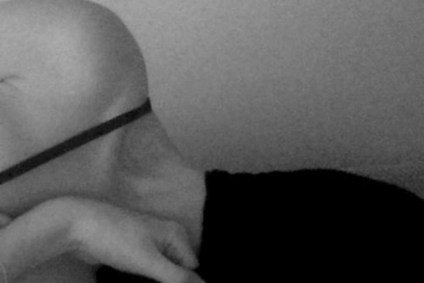 Clara La San In This Darkness